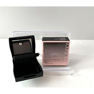 Mary Kay Mini Pallette Compact,‎ Magnetic with Mirror And Brushes Unfilled NEW